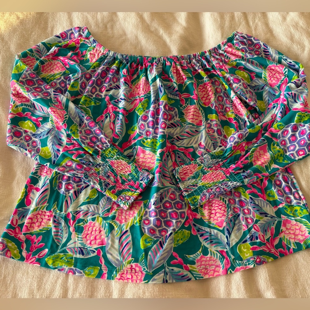 Lilly Pulitzer Small Lana off shoulder top turtle